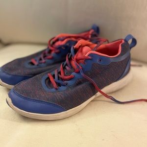 Vionic Women's Agile Fyn Sneaker 3.2 Size 7.5 Pink and Blue Athleisure Orthotic